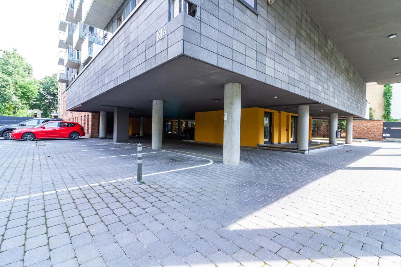 Cohost I Sunny Center Apt, Covered Parking, Balcony & Self Check-In Каунас Экстерьер фото