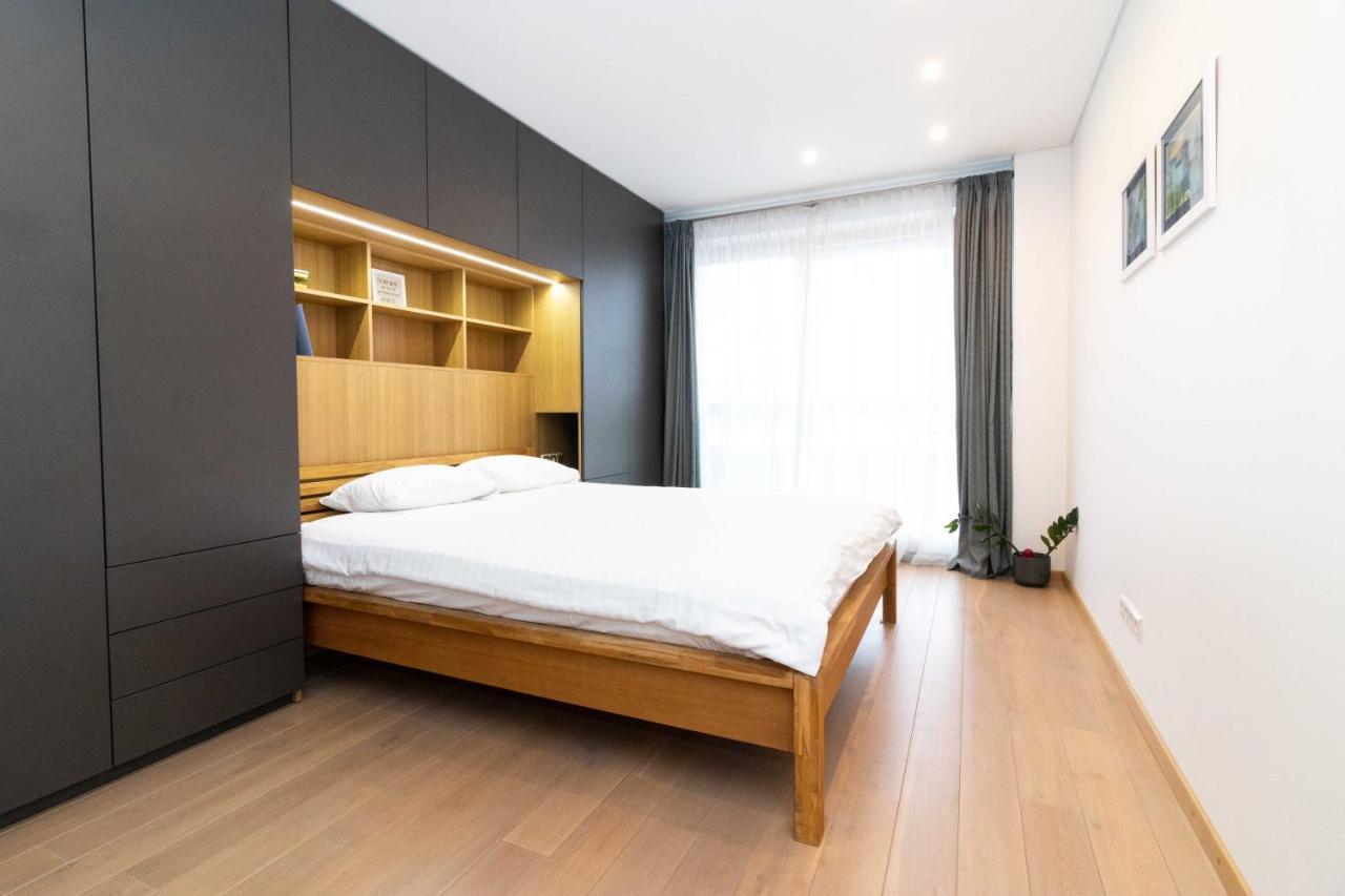 Cohost I Sunny Center Apt, Covered Parking, Balcony & Self Check-In Каунас Экстерьер фото